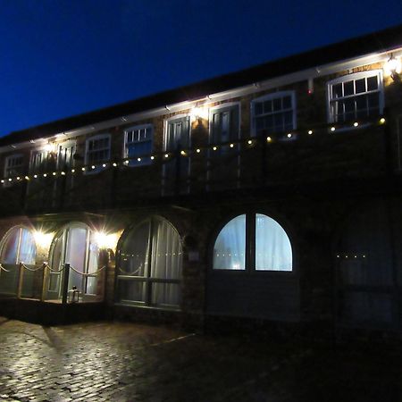 The Windmill Hotel Скарбъро Екстериор снимка