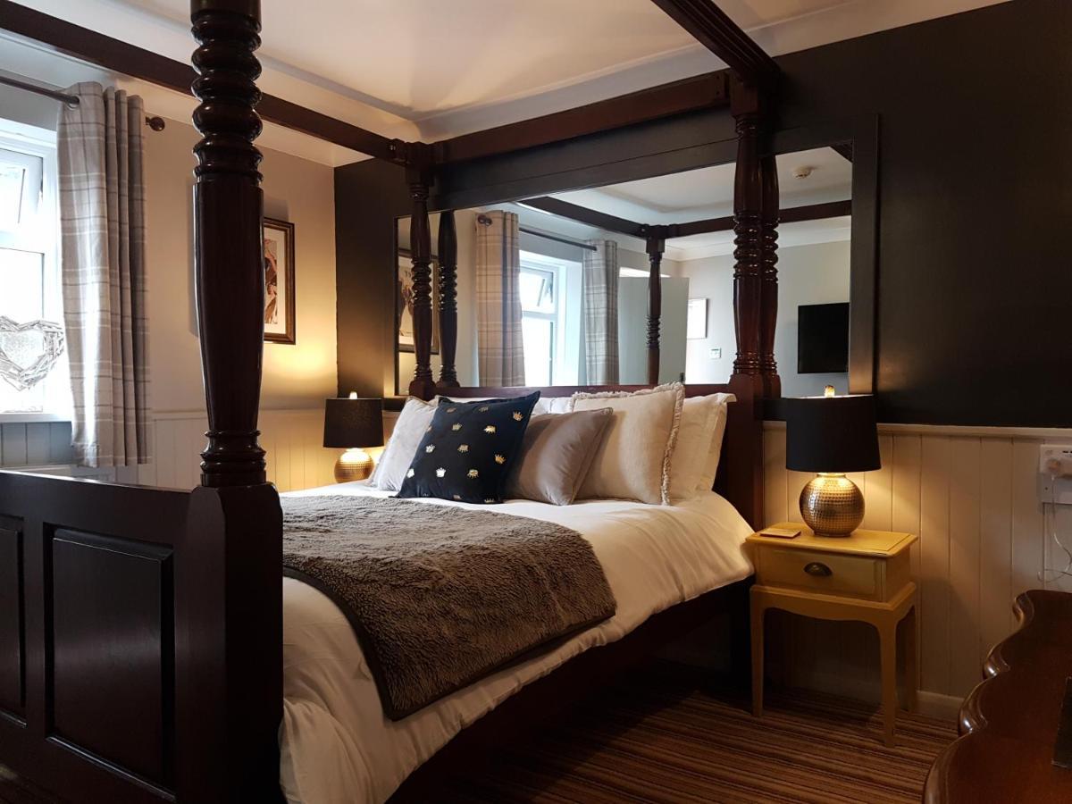 The Windmill Hotel Скарбъро Екстериор снимка